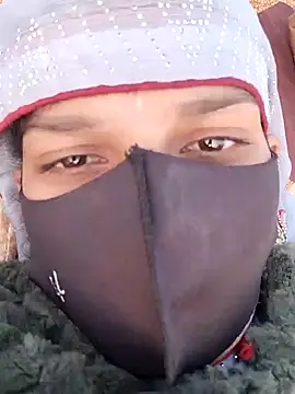 Snapshot of Pooja_suhani chatting on 26, 11, 2025 Pooja suhani online show from 26, 11, 2025