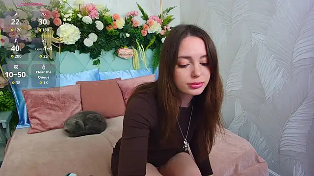 JulliRoss online show from 12, 11, 2025