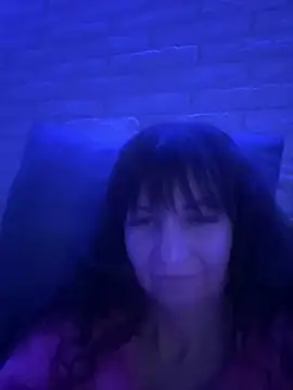 Butterfly8385 online show from 14, 12, 2025