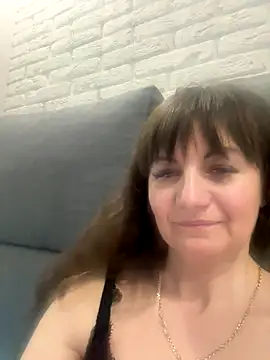 Snapshot of Butterfly8385 chatting on 19, 11, 2025 Butterfly8385 online show from 19, 11, 2025