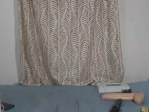 Snapshot of SweetBedroomEyez chatting on 5, 11, 2025 SweetBedroomEyez online show from 5, 11, 2025