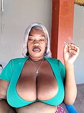 Snapshot of SweetBedroomEyez chatting on 13, 6, 2026 SweetBedroomEyez online show from 13, 6, 2026