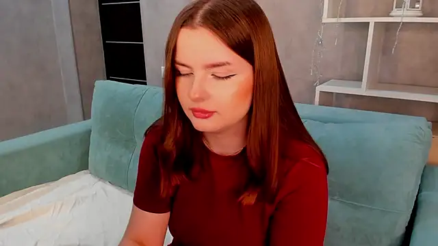 Maria Reiiden online show from 3, 11, 2025