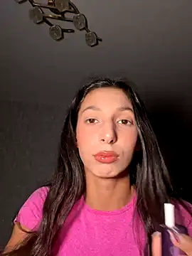 Snapshot of _Cleopatraaa_ chatting on 10, 10, 2025 Cleopatraaa online show from 10, 10, 2025