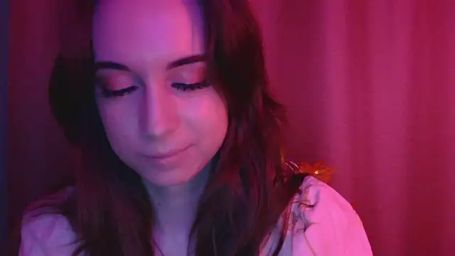 VeraLush online show from 8, 11, 2025