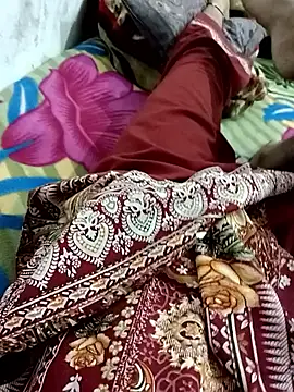 HOT-CPL-11 online show from 24, 11, 2025