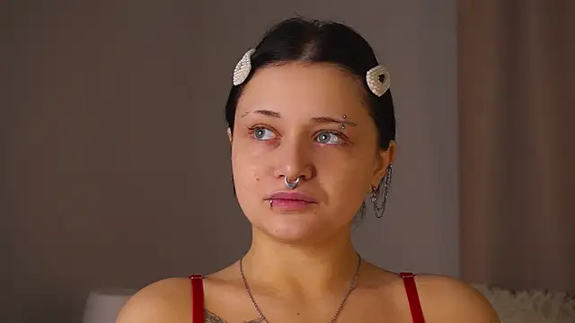 TraciBasco online show from 22, 4, 2026