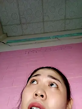 Cherry pusy99 online show from 9, 11, 2025