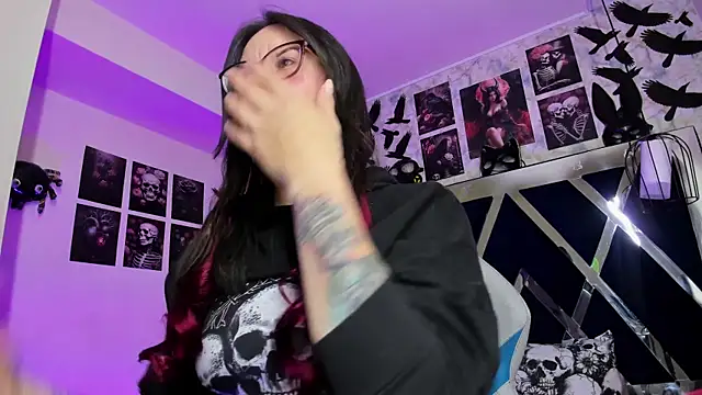 Evangelinejoness  online show from 27, 2, 2026