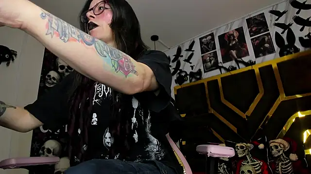 Evangelinejoness  online show from 17, 12, 2025