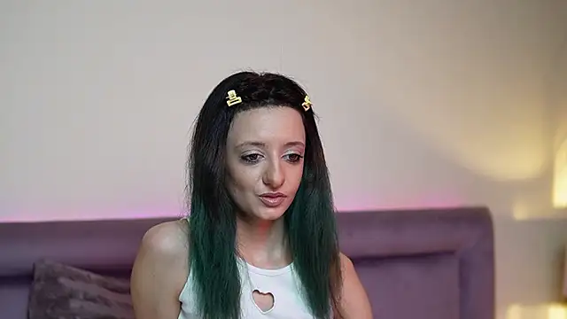 JoelleApril online show from 15, 2, 2026