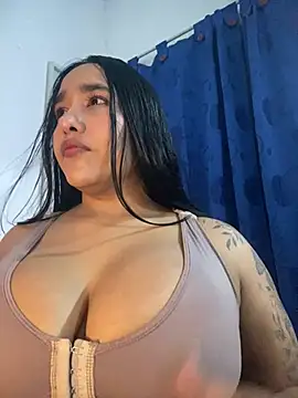 Snapshot of mis-violetha chatting on 7, 7, 2026 mis-violetha online show from 7, 7, 2026