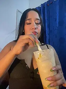 Snapshot of mis-violetha chatting on 25, 6, 2026 mis-violetha online show from 25, 6, 2026