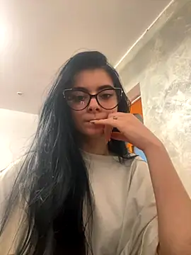 MissHerra2 online show from 3, 11, 2025