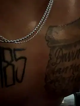 MrDLlongcrippler10inch online show from 5, 11, 2025