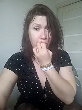 Ambika beauty online show from 7, 4, 2026