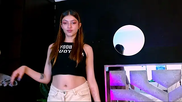 Snapshot of viky_evanss chatting on 25, 11, 2025 viky evanss online show from 25, 11, 2025