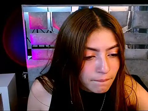 Snapshot of viky_evanss chatting on 7, 11, 2025 viky evanss online show from 7, 11, 2025