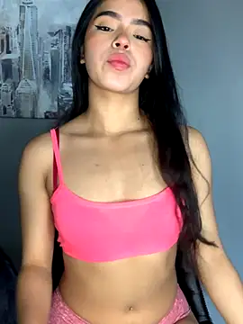 LunaMoore Pink online show from 14, 11, 2025