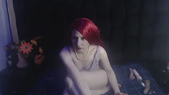 Snapshot of Kylie_Bloom chatting on 11, 11, 2025 Kylie Bloom online show from 11, 11, 2025