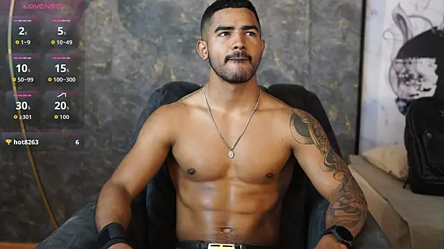 Snapshot of Reik_Vonn chatting on 3, 6, 2026 Reik Vonn online show from 3, 6, 2026