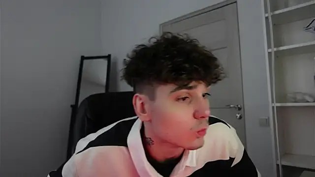 Nick Phillip online show from 11, 1, 2026