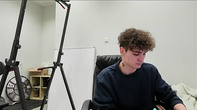 Nick Phillip online show from 29, 11, 2025