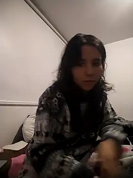 HollyPeach online show from 23, 2, 2026