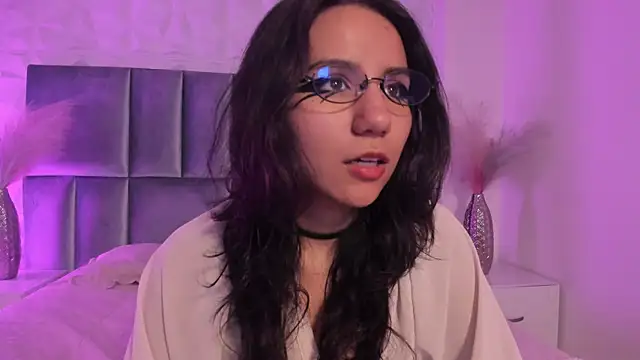 HollyPeach online show from 20, 3, 2026