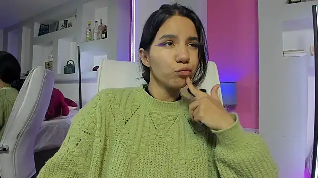 HollyPeach online show from 26, 3, 2026