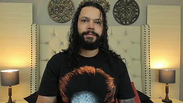 Snapshot of AlukardBig chatting on 1, 11, 2025 AlukardBig online show from 1, 11, 2025