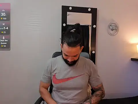 Snapshot of AlukardBig chatting on 29, 11, 2025 AlukardBig online show from 29, 11, 2025