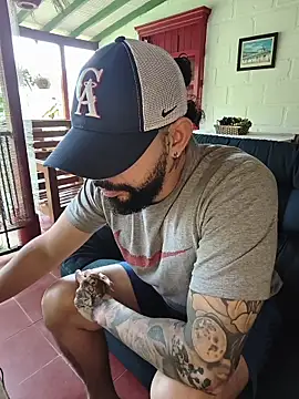 AlukardBig online show from 3, 3, 2026