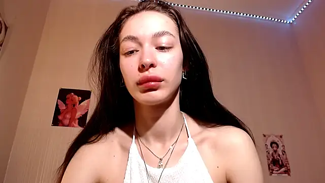 Daphne Darkthorn online show from 9, 3, 2026