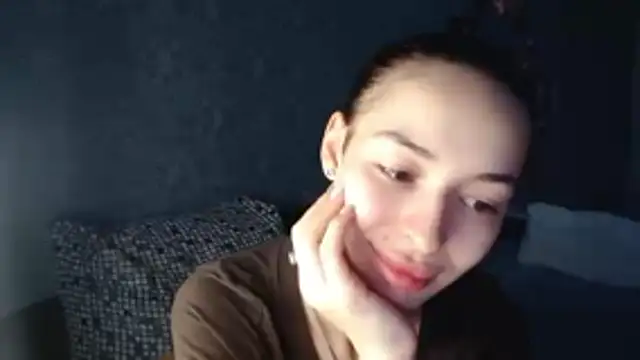 Daphne Darkthorn online show from 11, 11, 2025