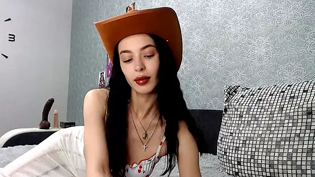 Snapshot of Daphne_Darkthorn chatting on 18, 10, 2025 Daphne Darkthorn online show from 18, 10, 2025
