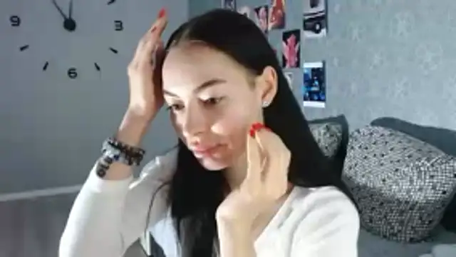 Daphne Darkthorn online show from 27, 10, 2025