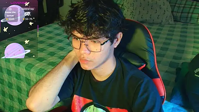 Snapshot of Im_Camii chatting on 22, 10, 2025 Im Camii online show from 22, 10, 2025