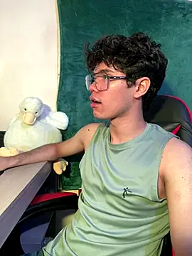 Snapshot of Im_Camii chatting on 12, 10, 2025 Im Camii online show from 12, 10, 2025