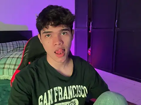 Snapshot of Im_Camii chatting on 9, 4, 2026 Im Camii online show from 9, 4, 2026