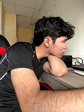 Snapshot of Im_Camii chatting on 24, 11, 2025 Im Camii online show from 24, 11, 2025