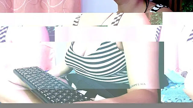 Snapshot of creysydulce chatting on 7, 11, 2025 creysydulce online show from 7, 11, 2025