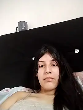 Snapshot of Thaila-Aurora chatting on 22, 10, 2025 Thaila-Aurora online show from 22, 10, 2025