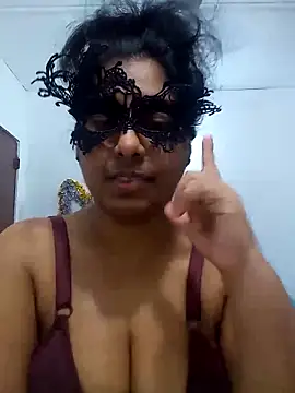 Snapshot of Expose_Queen chatting on 6, 5, 2026 Expose Queen online show from 6, 5, 2026