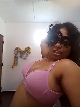 Snapshot of Expose_Queen chatting on 17, 6, 2026 Expose Queen online show from 17, 6, 2026
