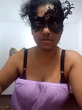 Snapshot of Expose_Queen chatting on 19, 5, 2026 Expose Queen online show from 19, 5, 2026
