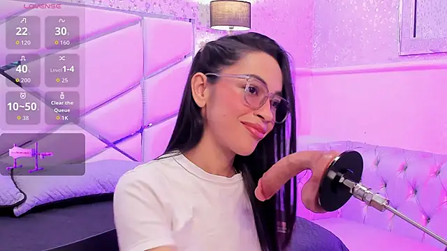 GabbiePrice online show from 30, 4, 2026