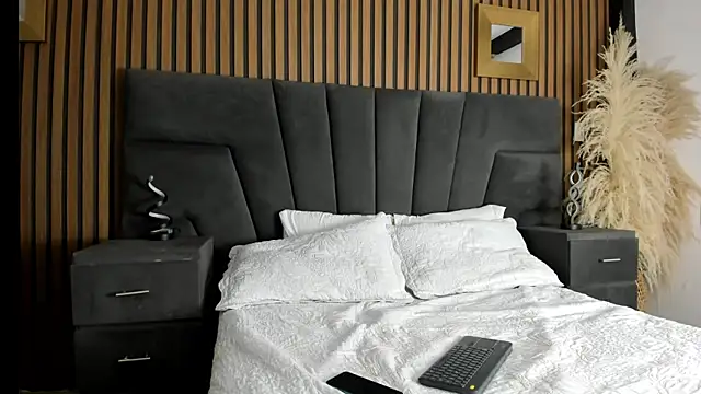 DerryAndIzzy online show from 15, 1, 2026