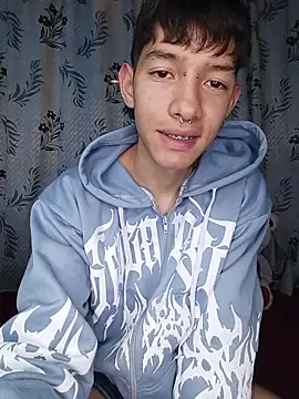 Snapshot of heyy_noah11 chatting on 19, 11, 2025 heyy noah11 online show from 19, 11, 2025