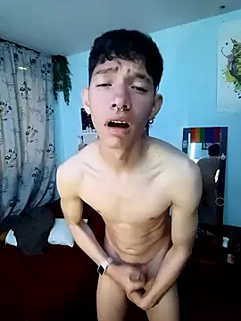 Snapshot of heyy_noah11 chatting on 16, 10, 2025 heyy noah11 online show from 16, 10, 2025